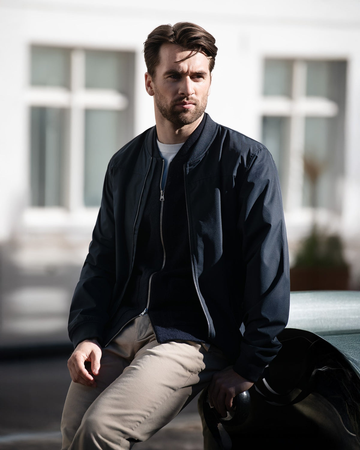 Bleecker Men Navy SS25 Modelimage