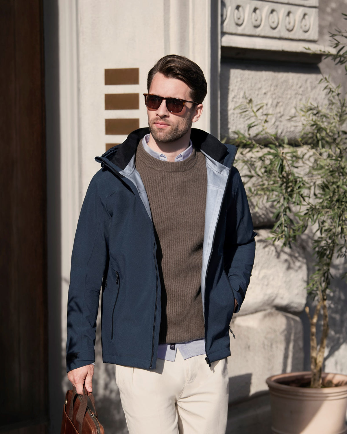 Yosemite Men Navy SS26 Modelimage (1)