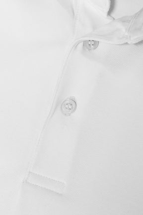 Altavista Men White Closeup 5