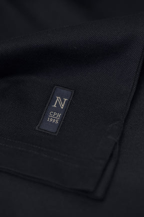 Altavista Men Women Dark Navy Closeup 3