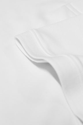 Altavista Men Women White Closeup 2