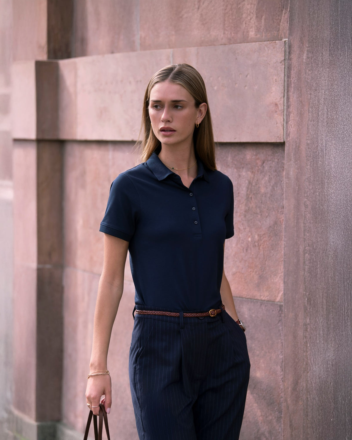 Altavista Women Navy SS26 Modelimage (1)