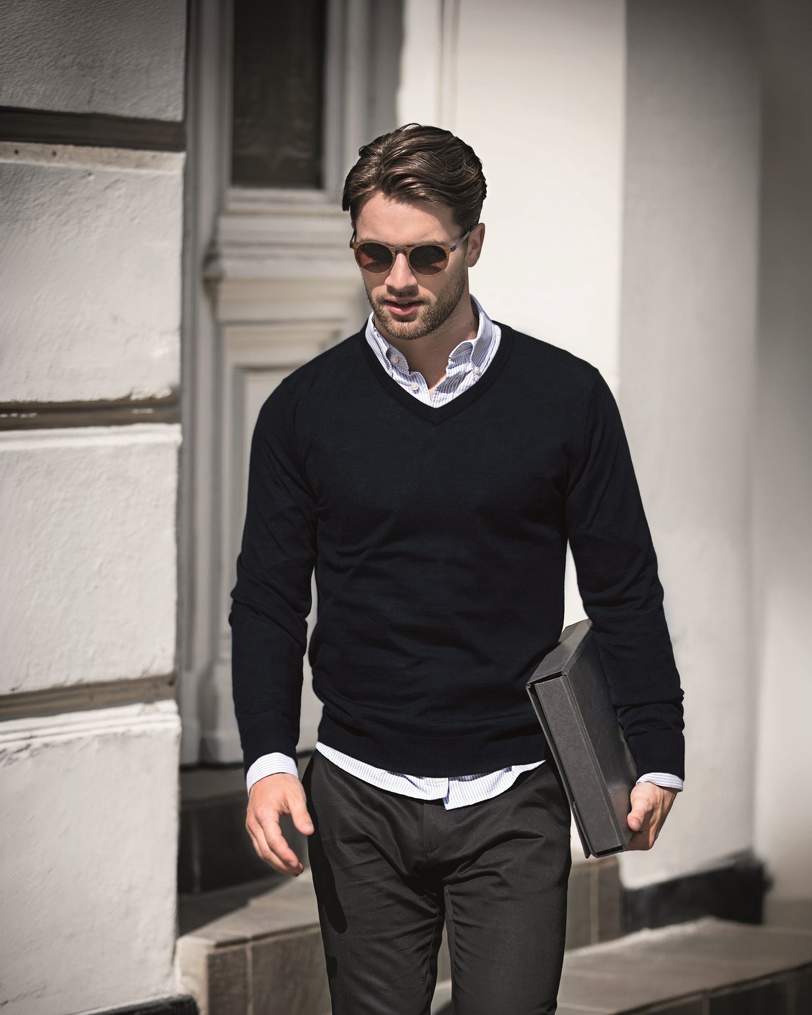 Ashbury Men Navy Back