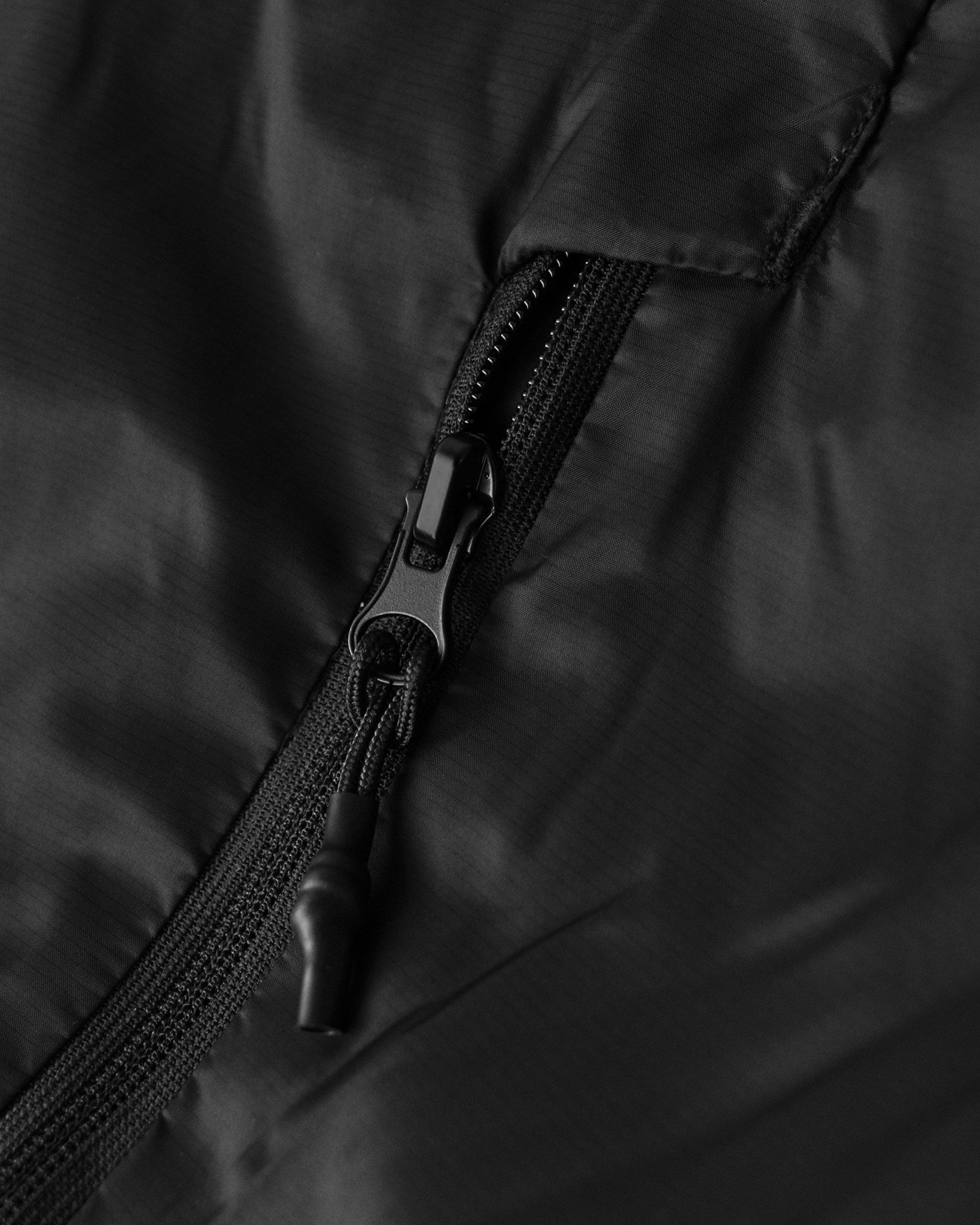 Aspen Men Black Closeup 5