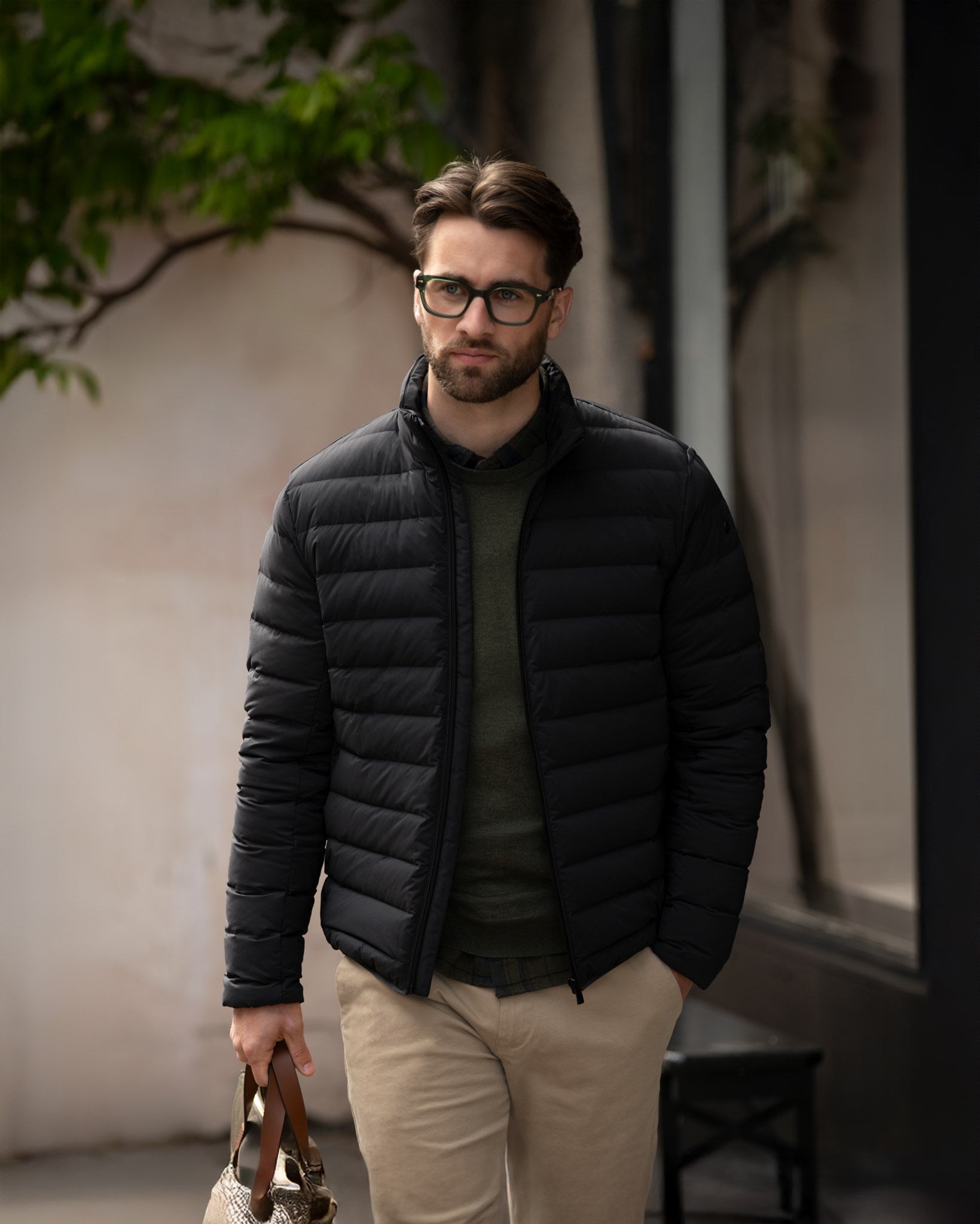 Avalon Men Sort AW25 Modelimage (1)
