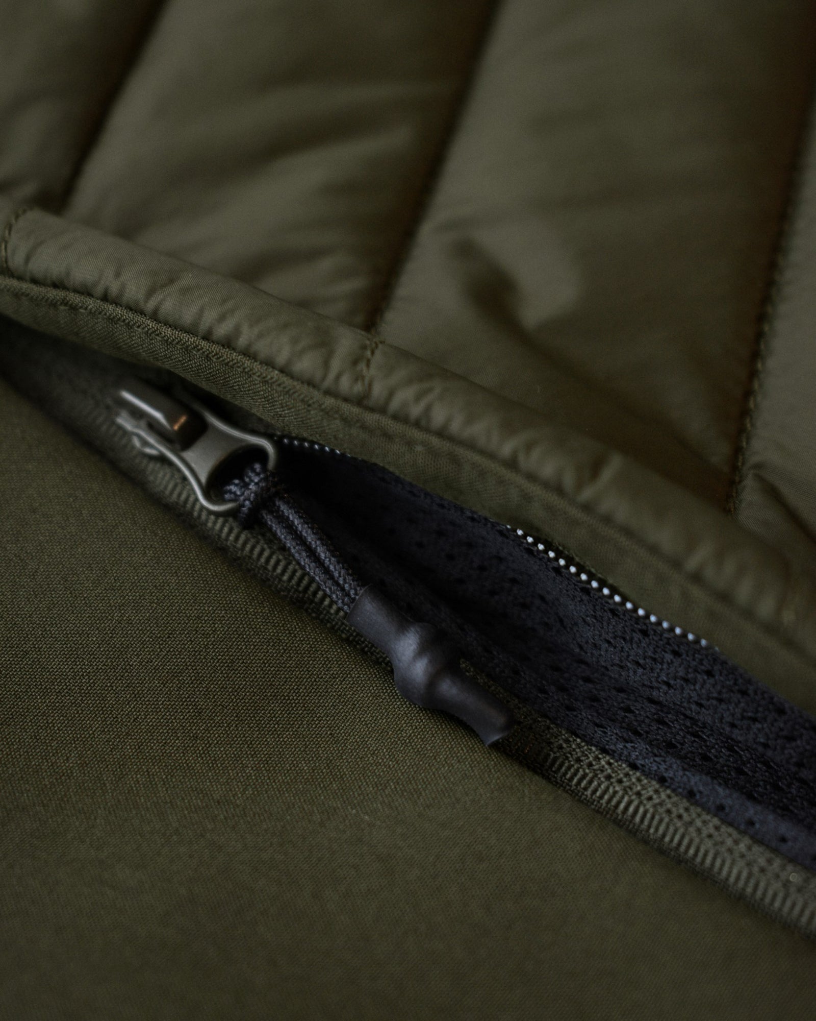 Benton Women Olive Back