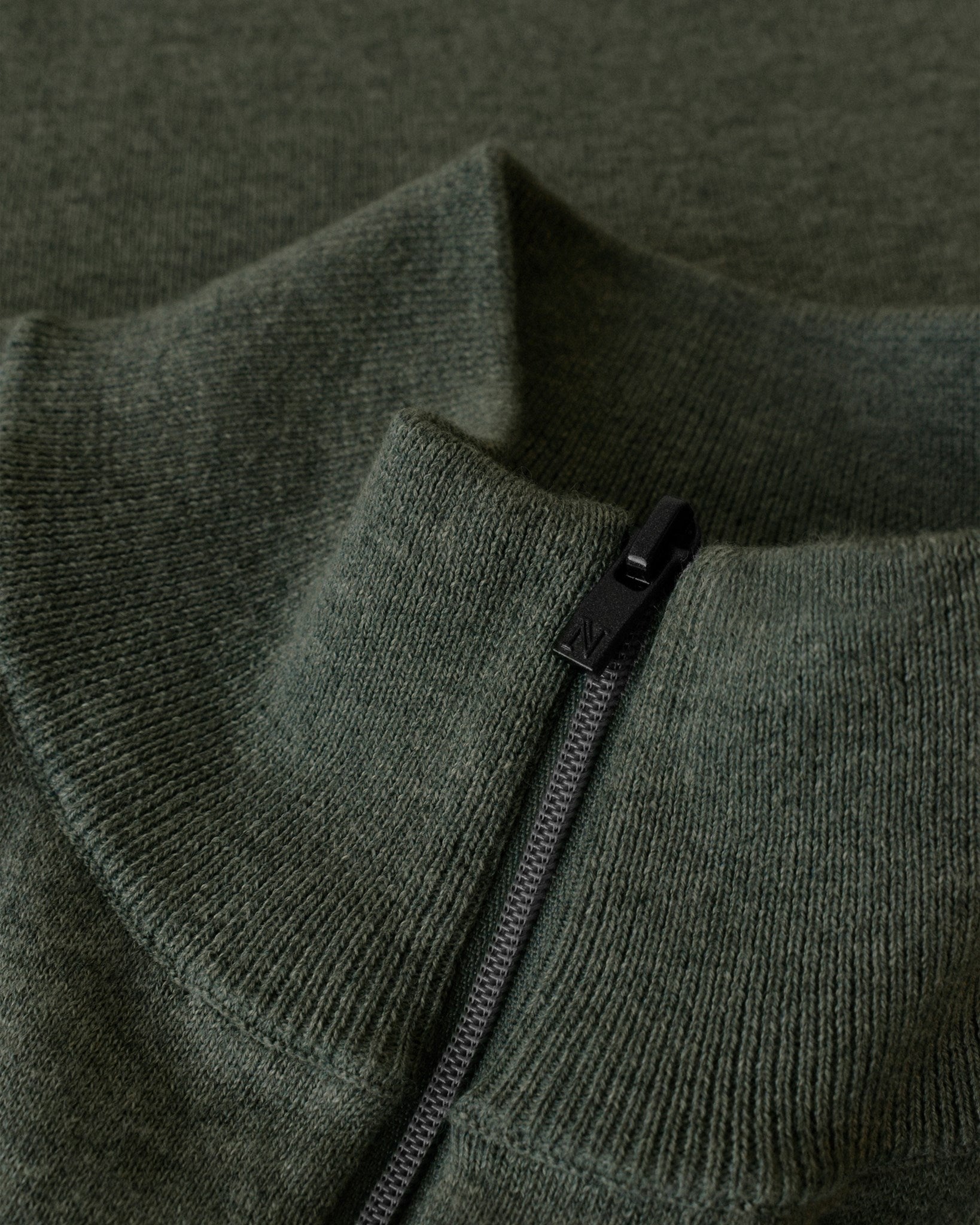 Brighton 1 4 Zip Men Olive Melange Closeup 1