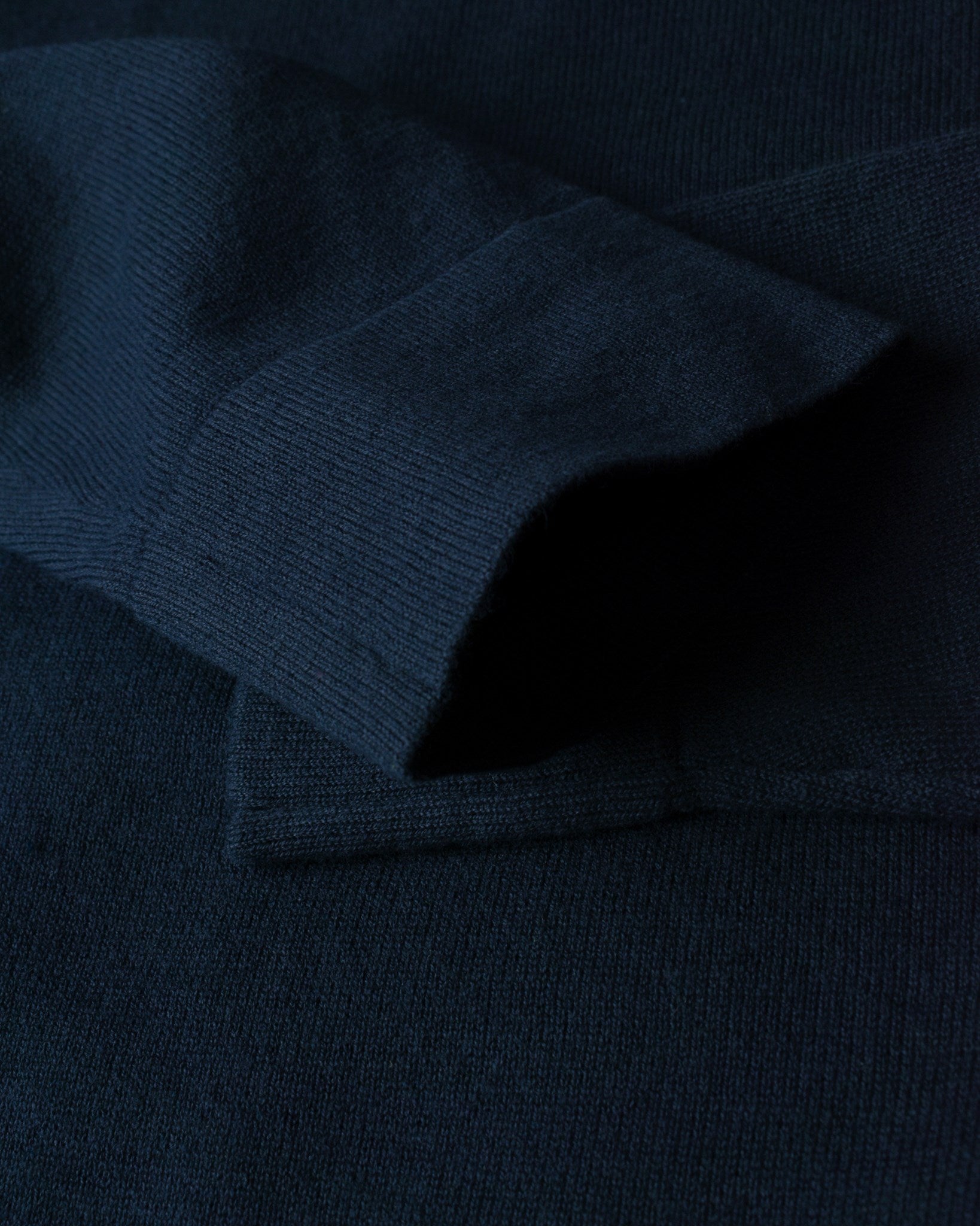 Brighton O Neck Women Navy Closeup 2