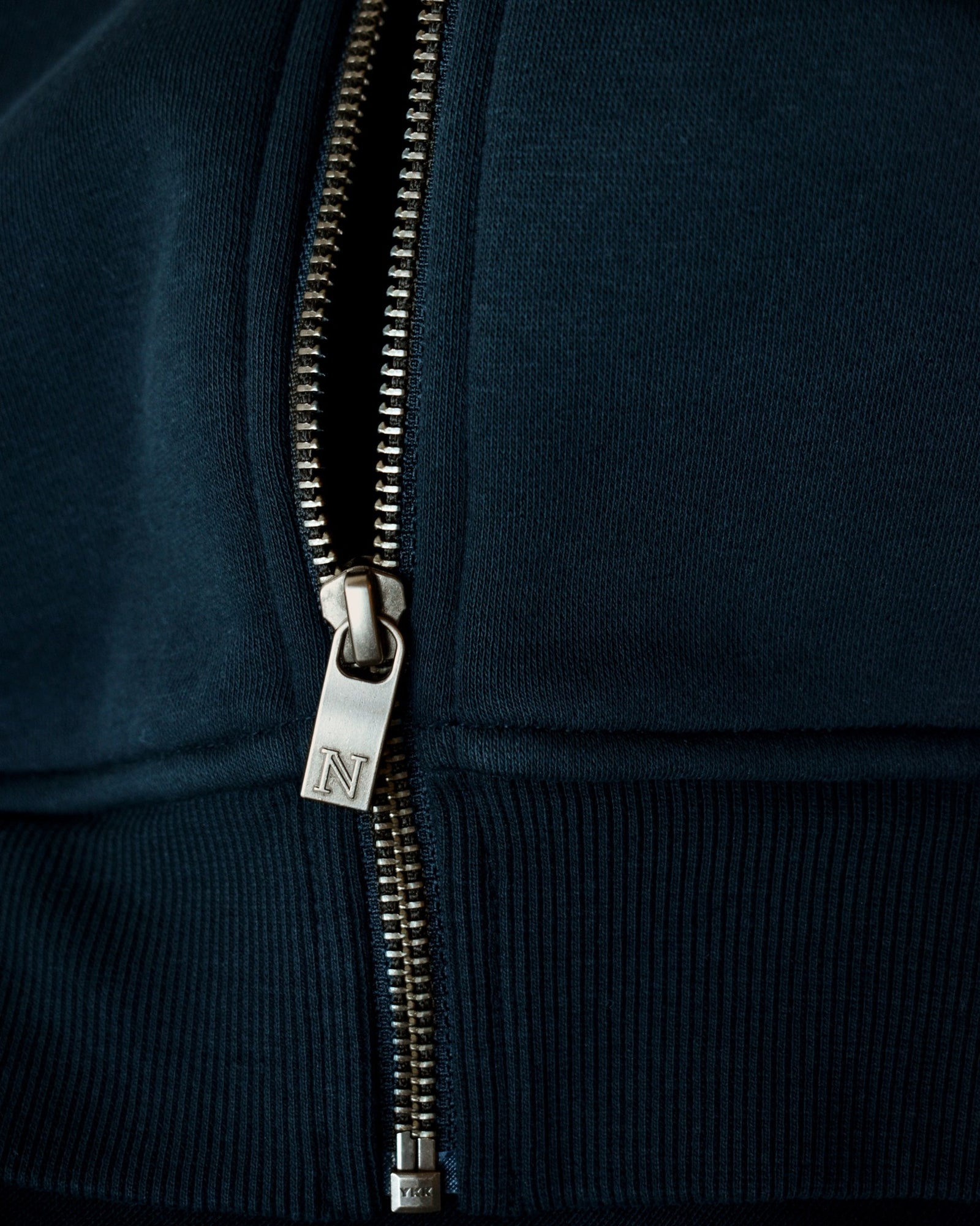Cambridge Men Navy Back