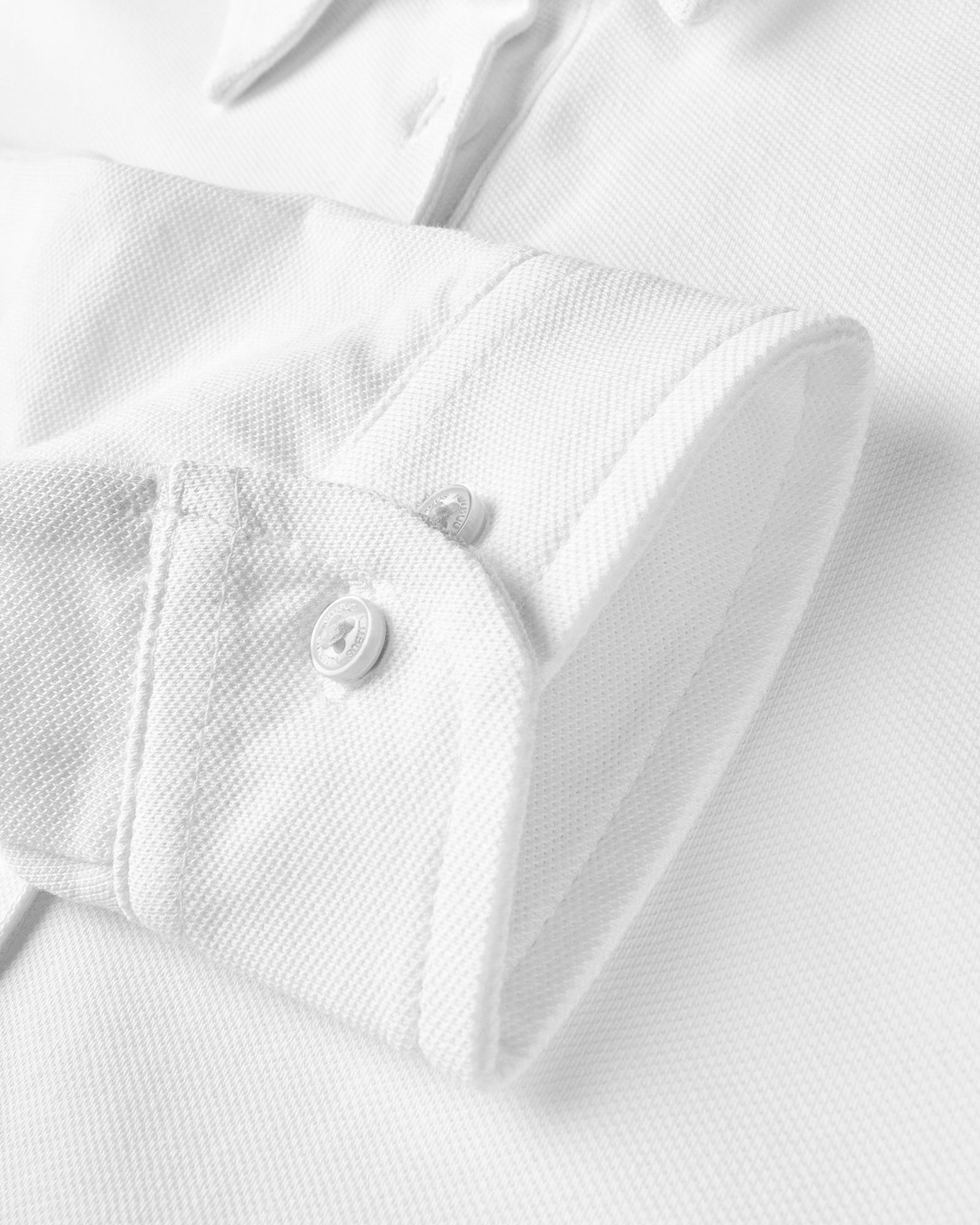 Carlington Women White Back