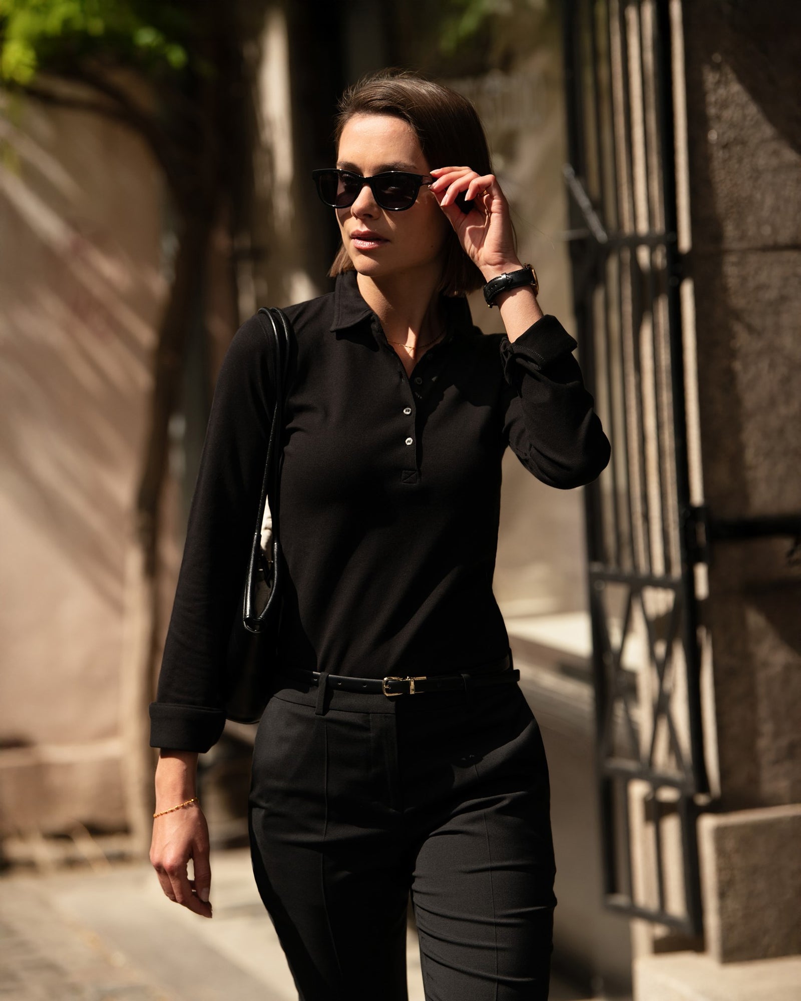 Carlington Women Charcoal Back