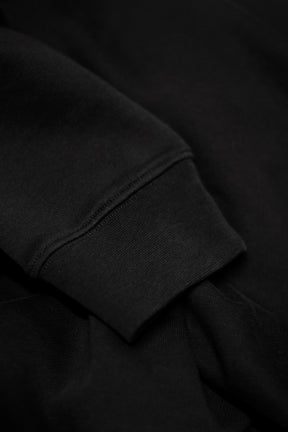 Georgetown Men Women Black Closeup 3