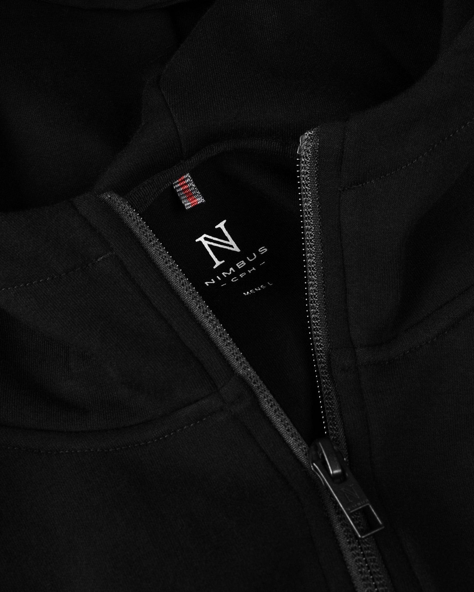 Hampton Men Black Back