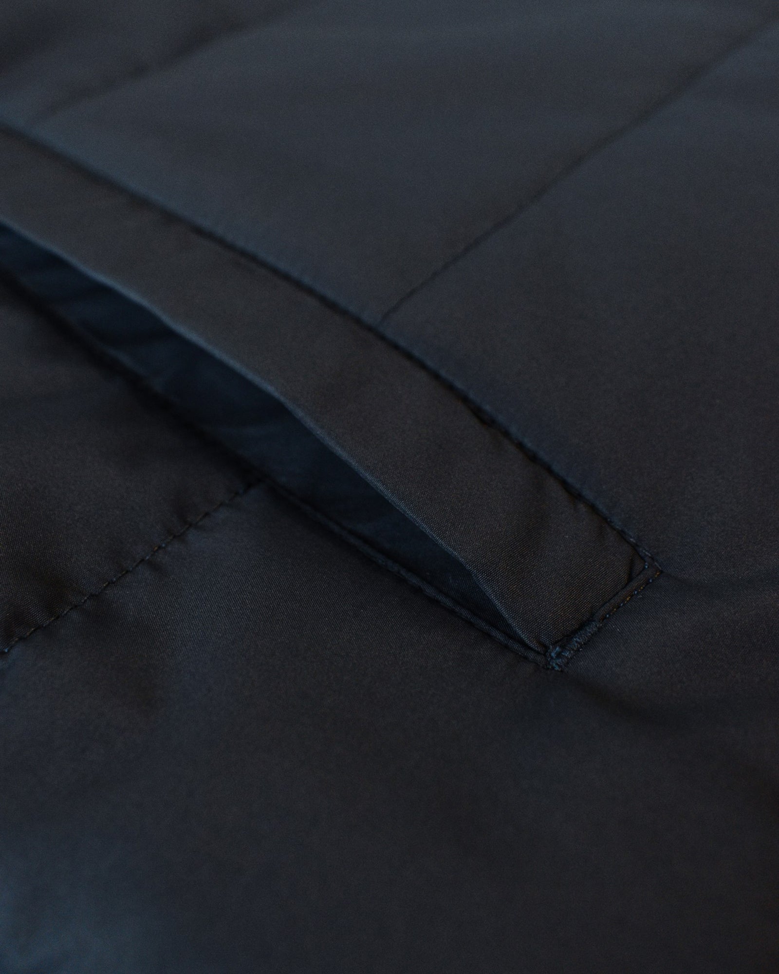 Hudson Men Dark Navy Back