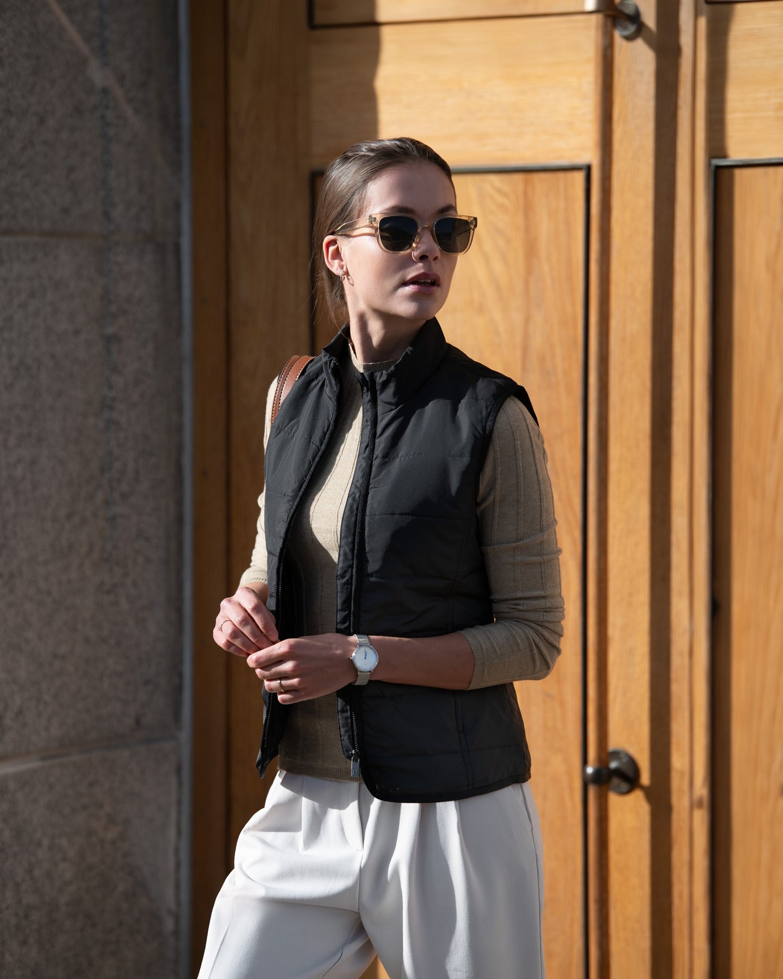 Hudson Women Black Back