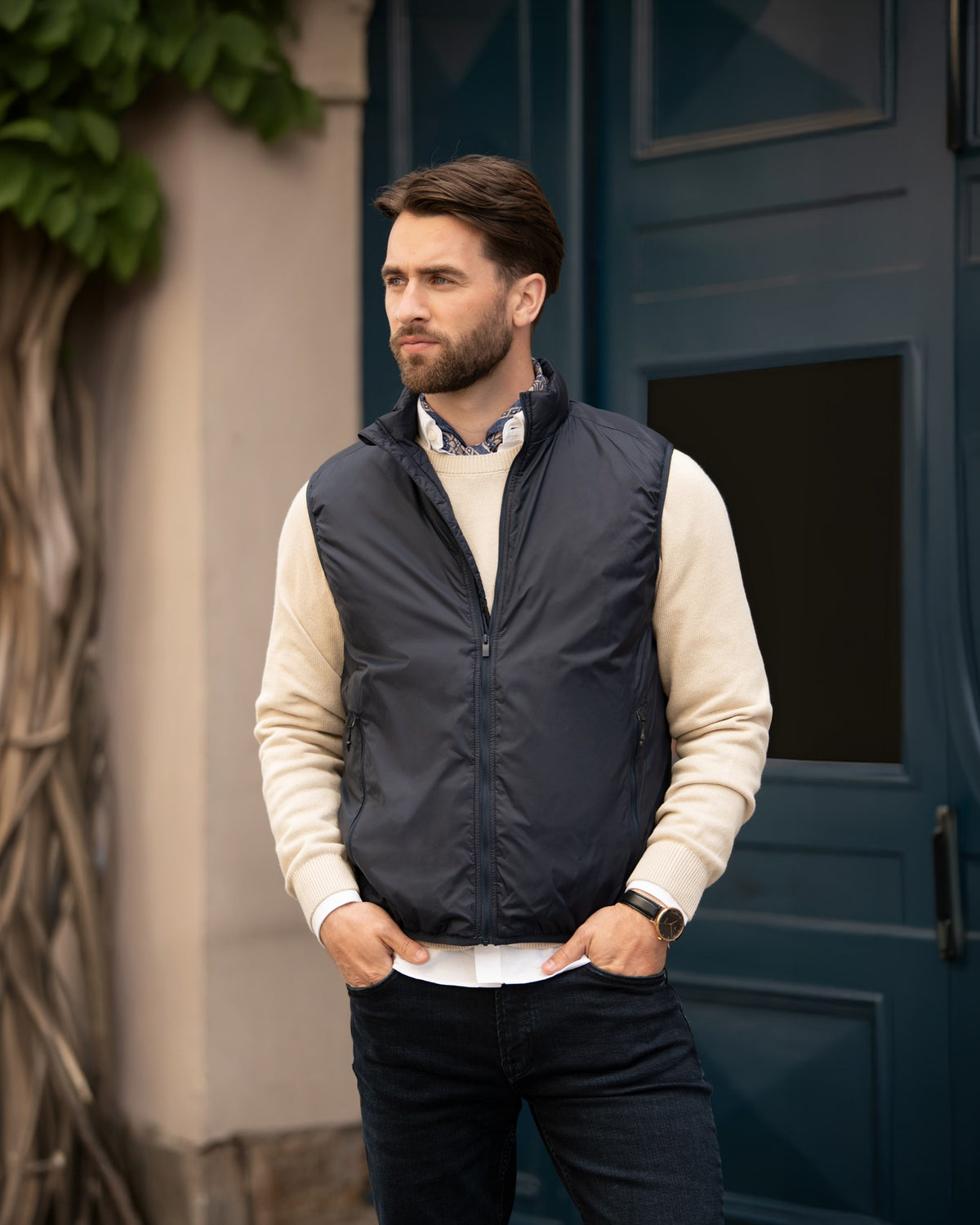 Jasper Men Navy AW25 Modelimage