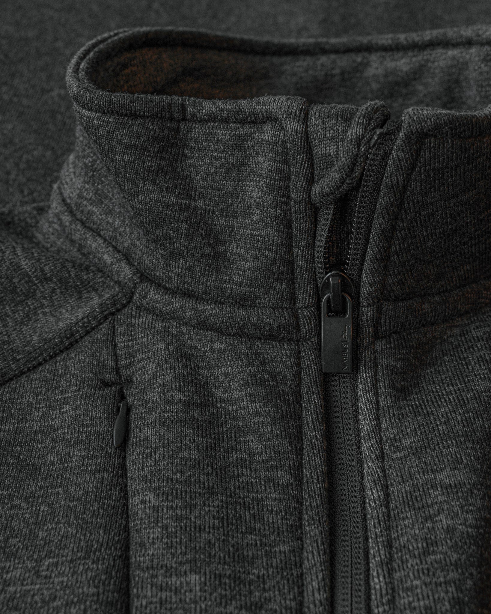 Montana Men Dark Grey Melange Closeup 1