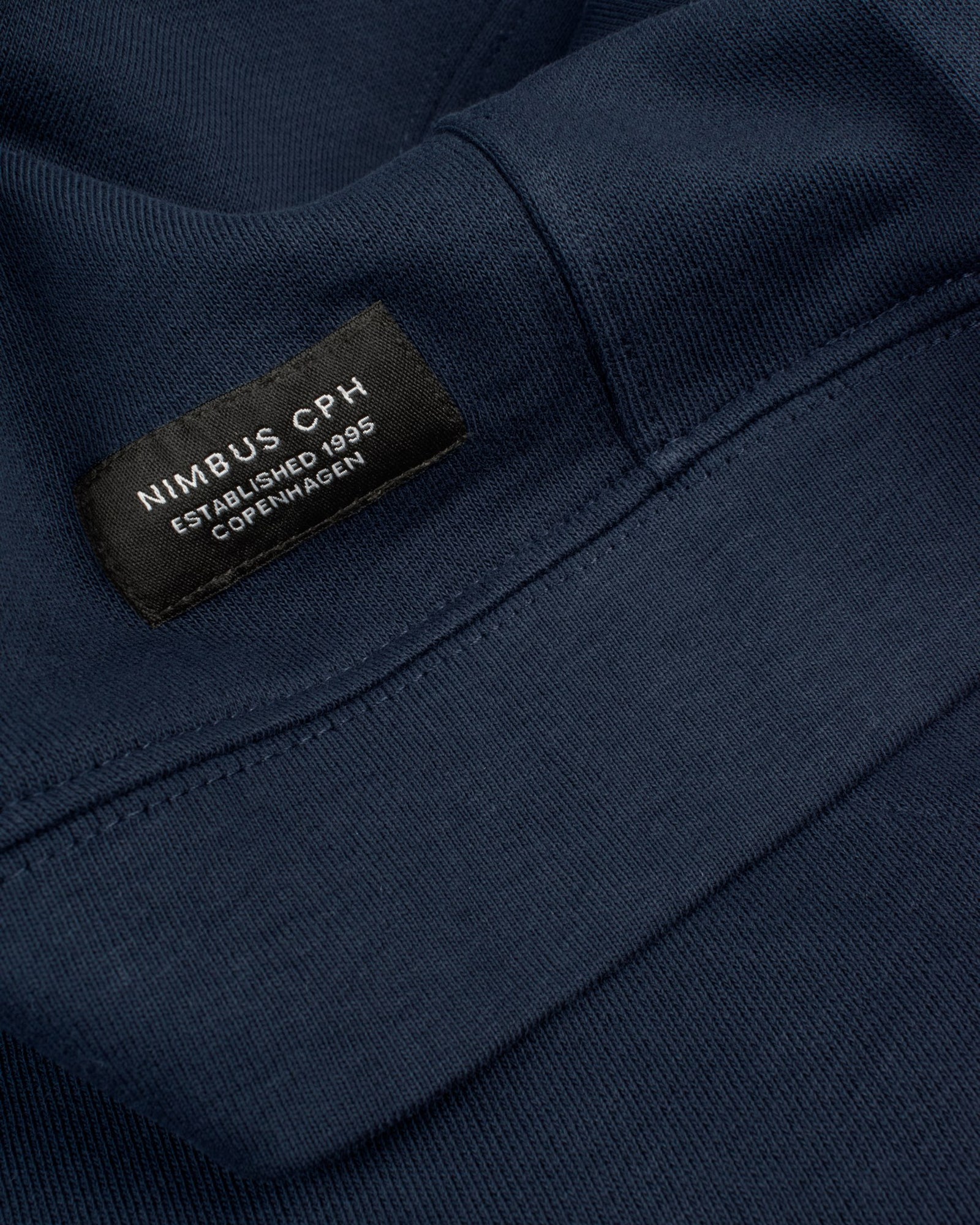 Newport Women Navy Back