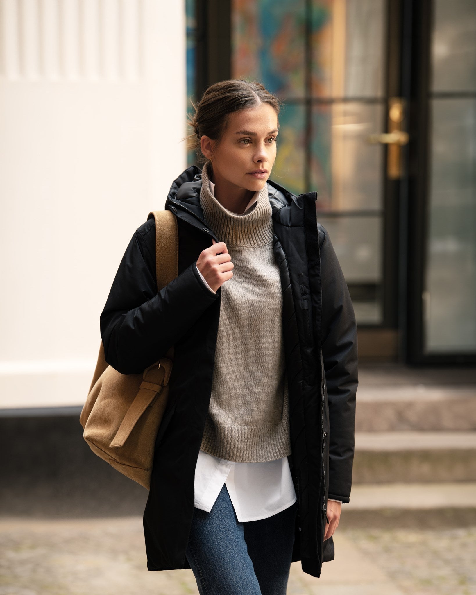 Northdale Women Black AW24 Modelimage (1)