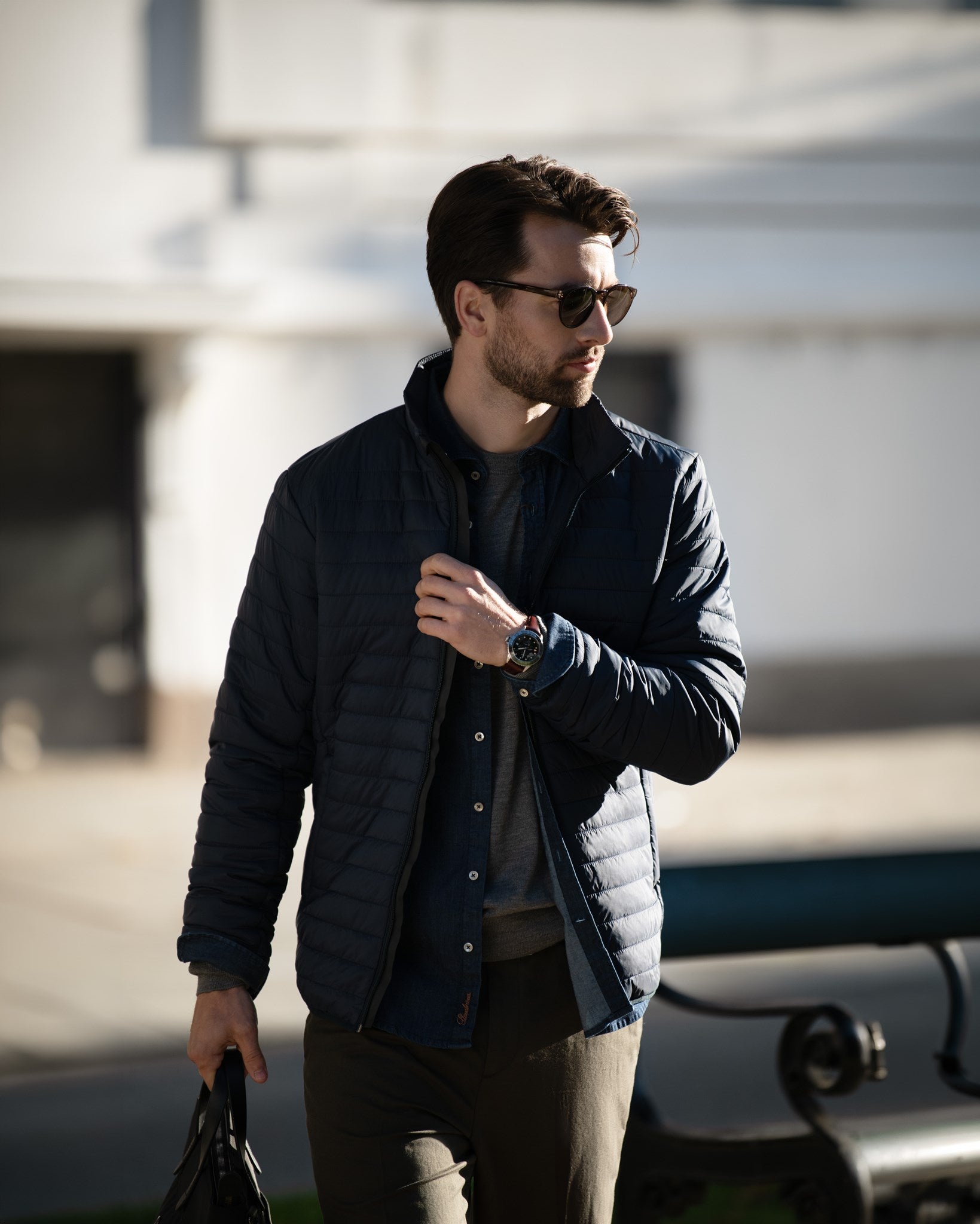 Olympia Men Navy SS25 Modelimage (1)