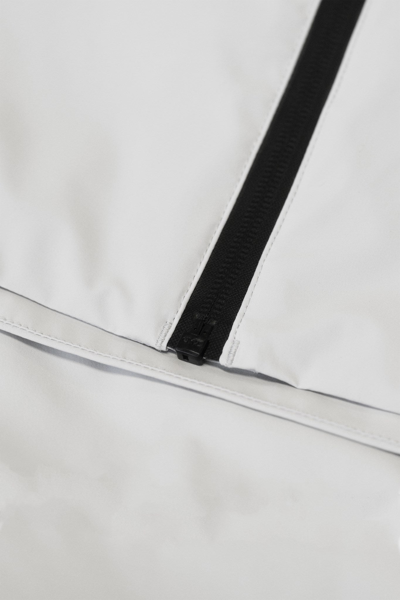 Prescott Men Women Ice Grey Closeup 4