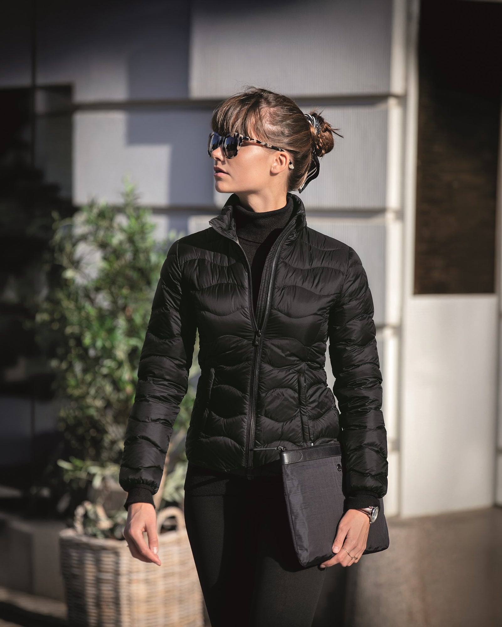 Sierra Women Black Back