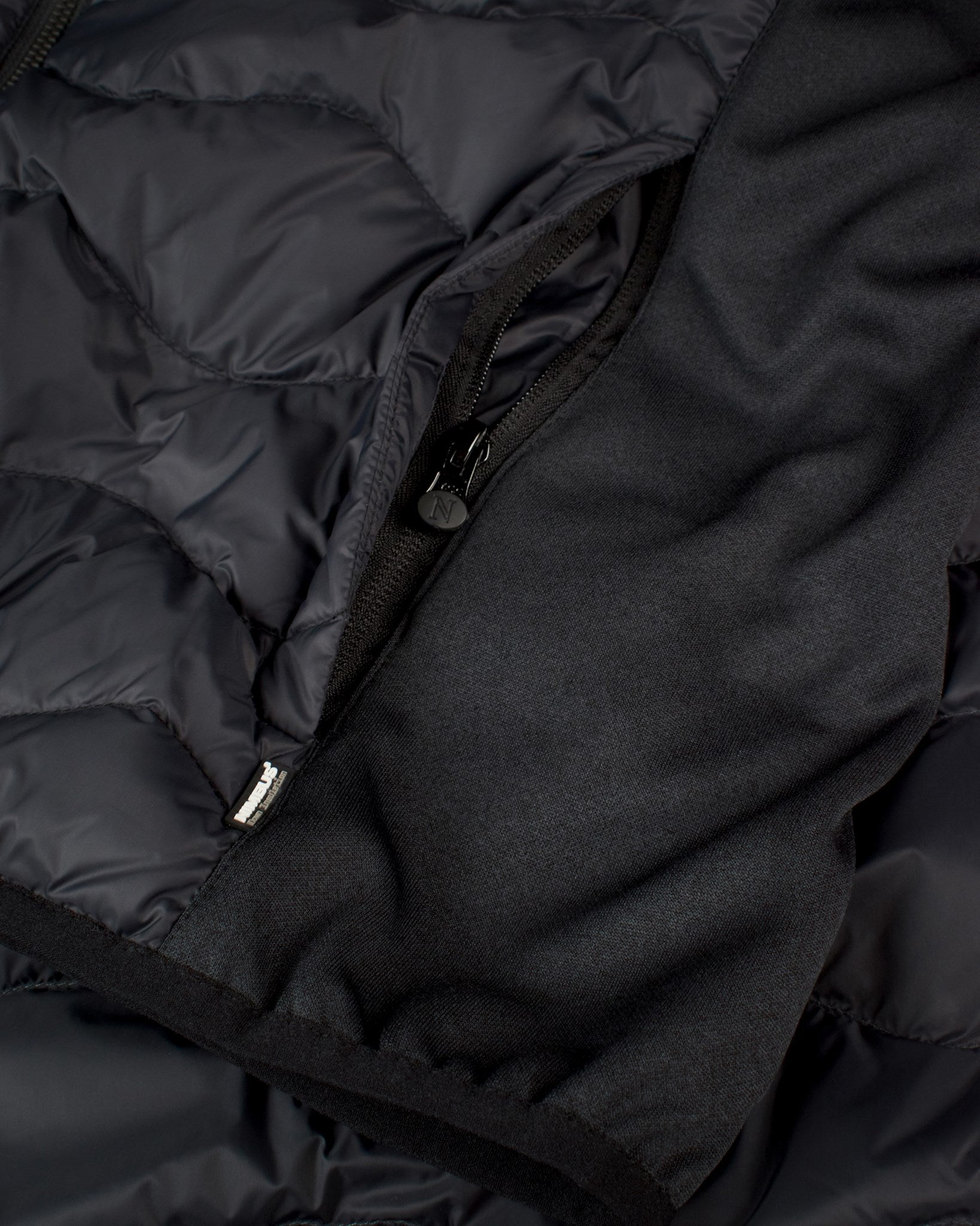 Stillwater Men Black Closeup 4