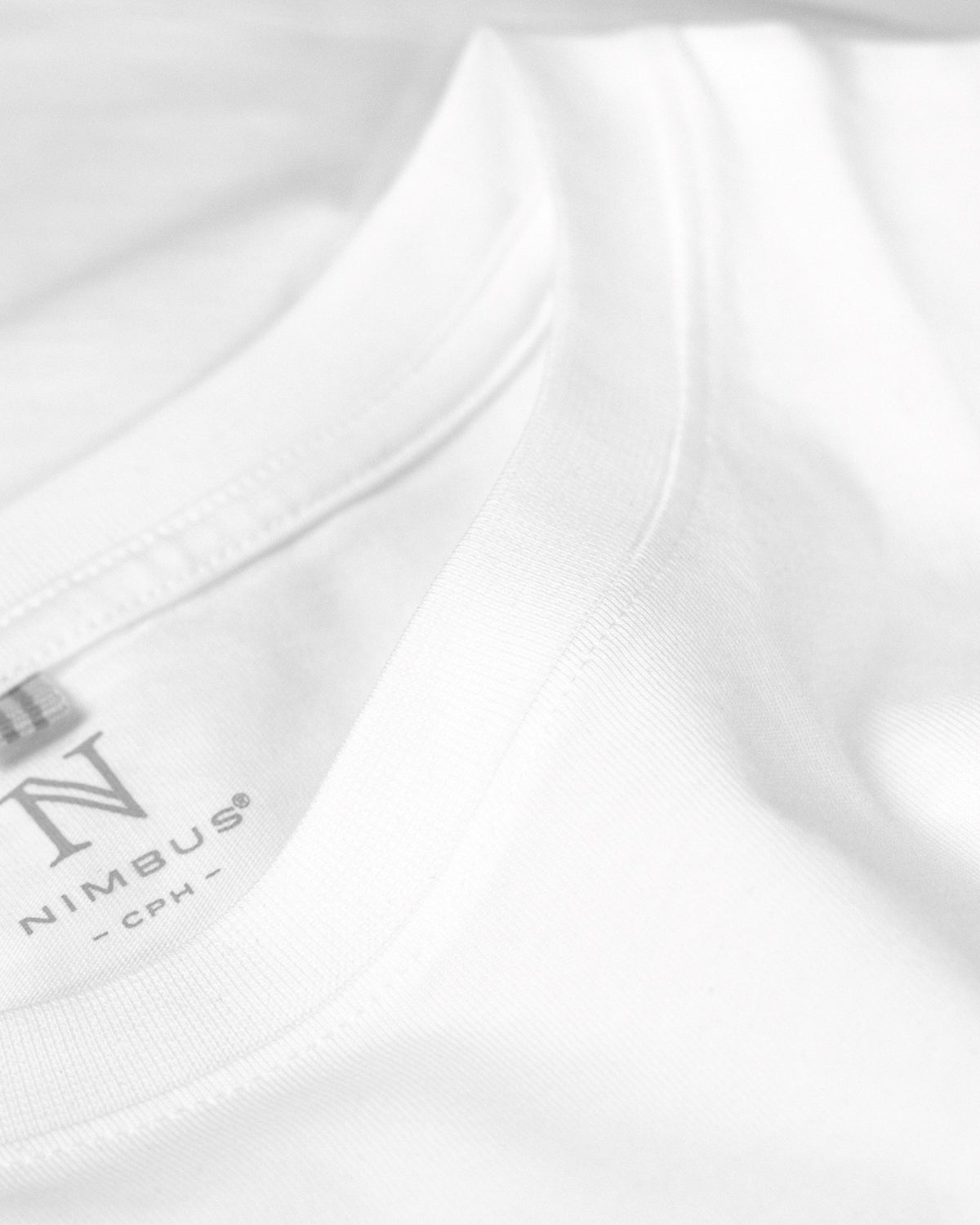 Venice Men Women White Closeup 1