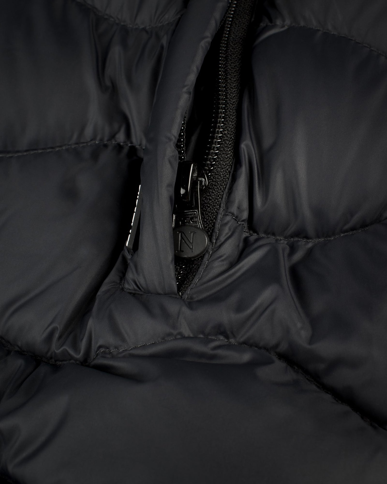 Vermont Men Black Back