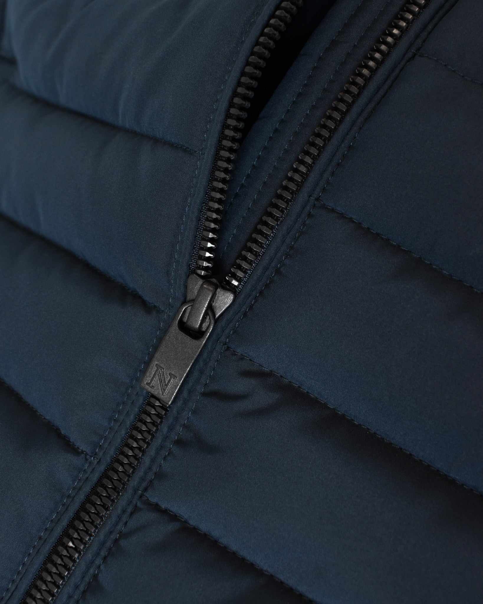 Vesper Women Navy Closeup 1