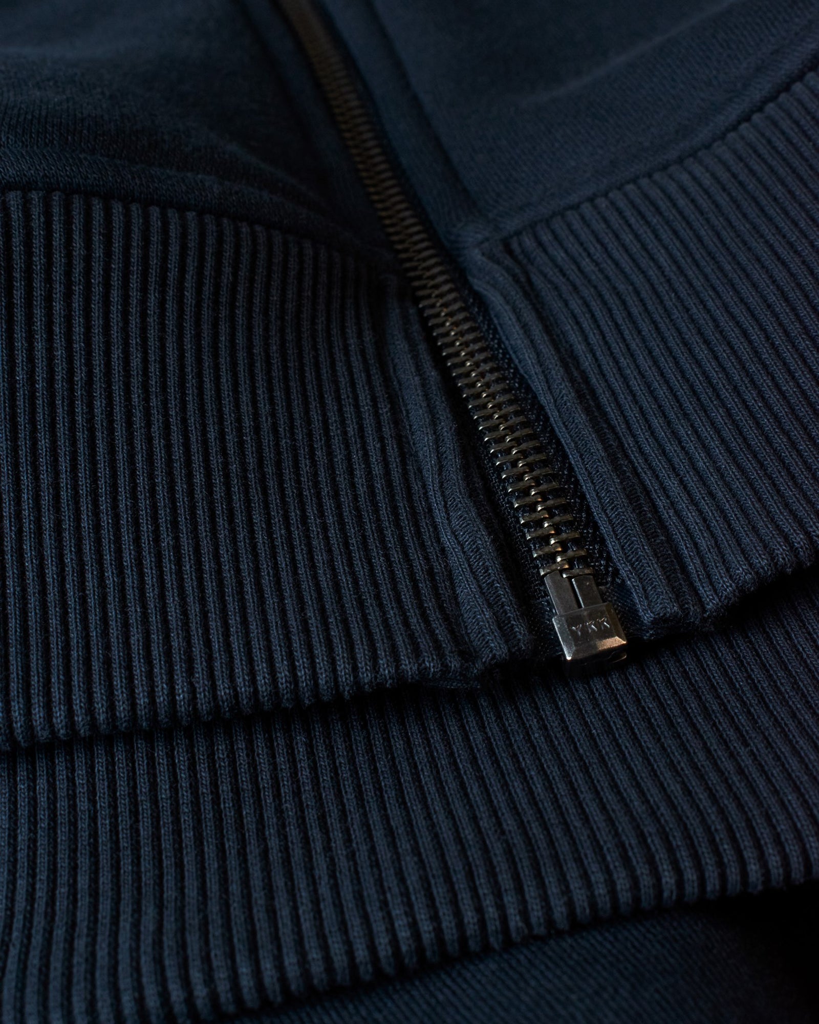 Williamsburg Women Navy Back