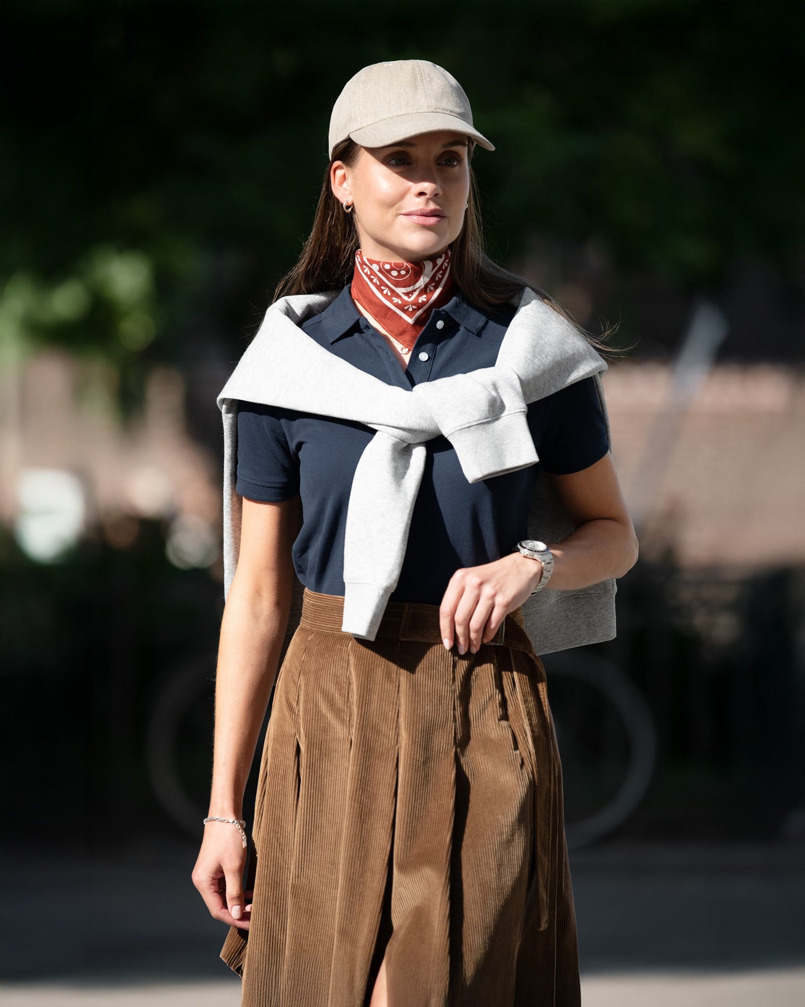 Yale Women Navy Back