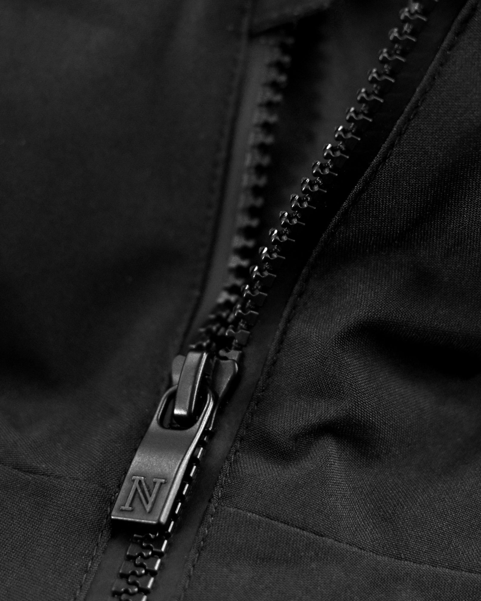 Yosemite Men Black Back